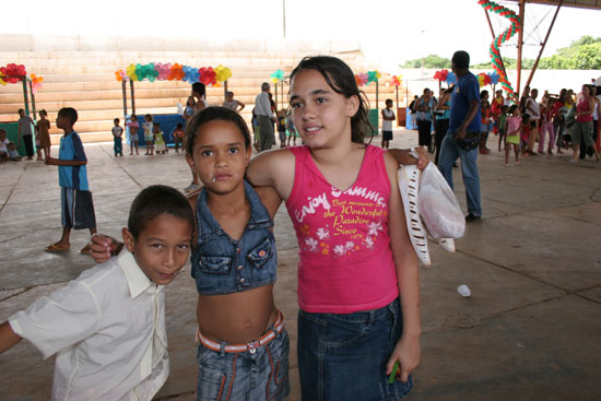 Foto: IMG_1500.jpg
Criada em : 24/08/2020 20:03:36
Peso : 55419 bytes
Dimenso : 550 X 367 pixel
Cores : 
Foto = 85