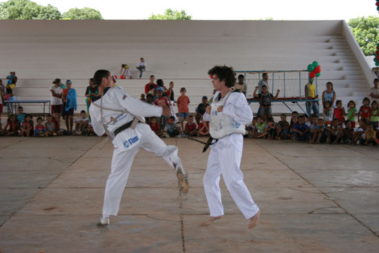 Foto: IMG_1513.jpg
Criada em : 24/08/2020 20:03:37
Peso : 41660 bytes
Dimenso : 550 X 367 pixel
Cores : 
Foto = 97