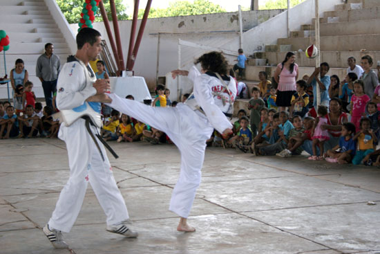 Foto: IMG_1515.2.jpg
Criada em : 24/08/2020 20:03:37
Peso : 56587 bytes
Dimenso : 550 X 367 pixel
Cores : 
Foto = 99