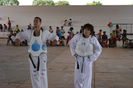 Foto: IMG_1524.jpg
Criada em : 24/08/2020 20:03:38
Peso : 41656 bytes
Dimenso : 550 X 367 pixel
Cores : 
Foto = 109
