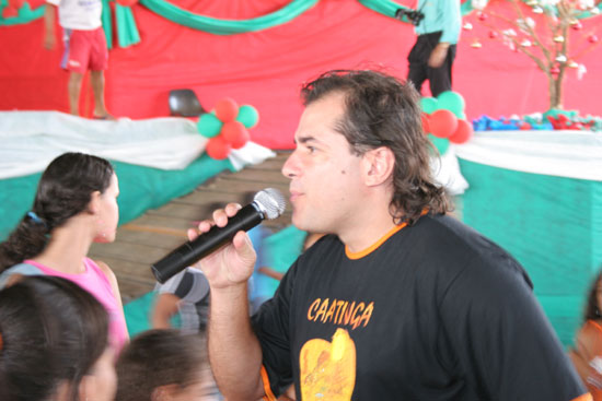 Foto: IMG_1564.jpg
Criada em : 24/08/2020 20:03:41
Peso : 44668 bytes
Dimenso : 550 X 367 pixel
Cores : 
Foto = 145