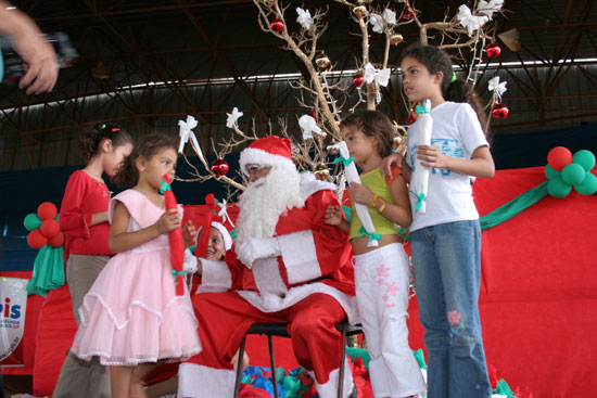 Foto: IMG_1606.jpg
Criada em : 24/08/2020 20:03:43
Peso : 61912 bytes
Dimenso : 550 X 367 pixel
Cores : 
Foto = 175