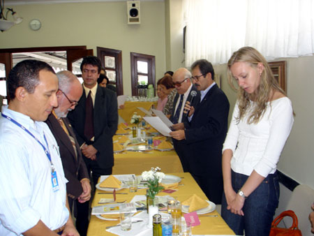 Foto: DSC08983.jpg
Criada em : 24/08/2020 20:03:46
Peso : 41114 bytes
Dimenso : 450 X 338 pixel
Cores : 
Foto = 10