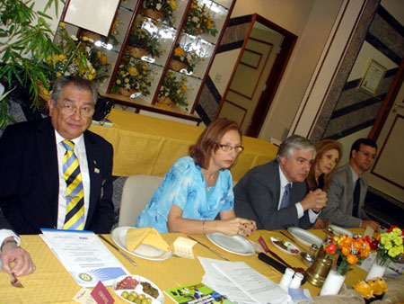 Foto: DSC08988.jpg
Criada em : 24/08/2020 20:03:46
Peso : 54249 bytes
Dimenso : 450 X 338 pixel
Cores : 
Foto = 13
