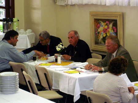 Foto: DSC08494.jpg
Criada em : 20/09/2025 15:42:36
Peso : 76859 bytes
Dimens�o : 450 X 338 pixel
Cores : 
Foto = 2