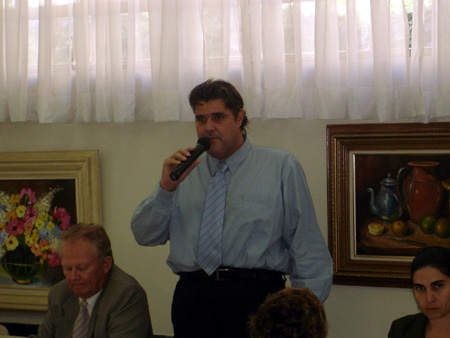 Foto: DSC08503.jpg
Criada em : 20/09/2025 15:42:36
Peso : 50233 bytes
Dimens�o : 450 X 338 pixel
Cores : 
Foto = 10