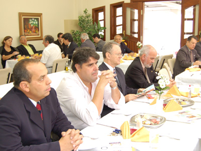 Foto: DSC_0016.jpg
Criada em : 24/08/2020 20:03:47
Peso : 58868 bytes
Dimenso : 400 X 300 pixel
Cores : 
Foto = 10