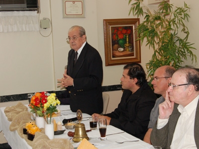 Foto: DSC_0034.jpg
Criada em : 24/08/2020 20:03:48
Peso : 54761 bytes
Dimenso : 400 X 300 pixel
Cores : 
Foto = 24