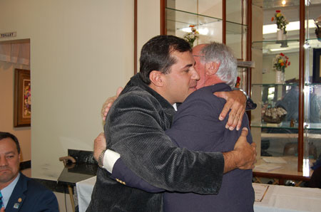 Foto: DSC_0151.jpg
Criada em : 20/09/2025 15:42:39
Peso : 32848 bytes
Dimens&atilde;o : 450 X 298 pixel
Cores : 
Foto = 21