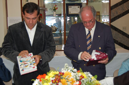 Foto: DSC_0181.jpg
Criada em : 24/08/2020 20:03:55
Peso : 39036 bytes
Dimensão : 450 X 298 pixel
Cores : 
Foto = 39