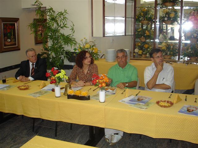 Foto: DSC05915.JPG
Criada em : 24/08/2020 20:03:59
Peso : 77530 bytes
Dimenso : 640 X 480 pixel
Cores : 
Foto = 5