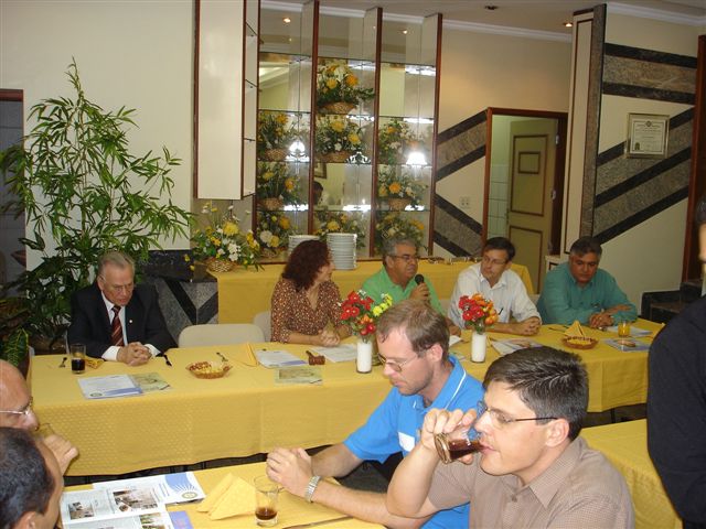 Foto: DSC05937.JPG
Criada em : 24/08/2020 20:04:00
Peso : 85700 bytes
Dimenso : 640 X 480 pixel
Cores : 
Foto = 14