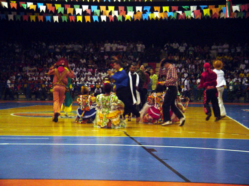 Foto: DSC03441.jpg
Criada em : 05/09/2020 10:12:43
Peso : 62225 bytes
Dimenso : 500 X 375 pixel
Cores : 
Foto = 18
