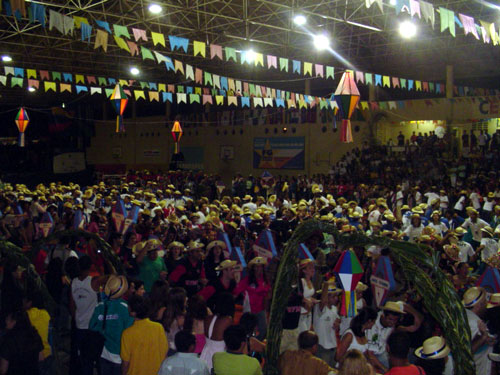 Foto: DSC03456.jpg
Criada em : 05/09/2020 10:12:43
Peso : 64715 bytes
Dimenso : 500 X 375 pixel
Cores : 
Foto = 30