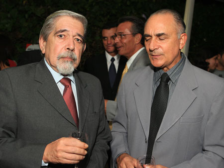 Foto: BIENAL-(33).jpg
Criada em : 20/09/2025 15:55:57
Peso : 31676 bytes
Dimens&atilde;o : 450 X 338 pixel
Cores : 
Foto = 27