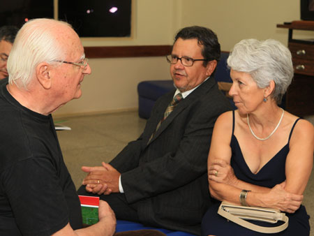 Foto: BIENAL-(63).jpg
Criada em : 20/09/2025 15:55:57
Peso : 31780 bytes
Dimens&atilde;o : 450 X 338 pixel
Cores : 
Foto = 57